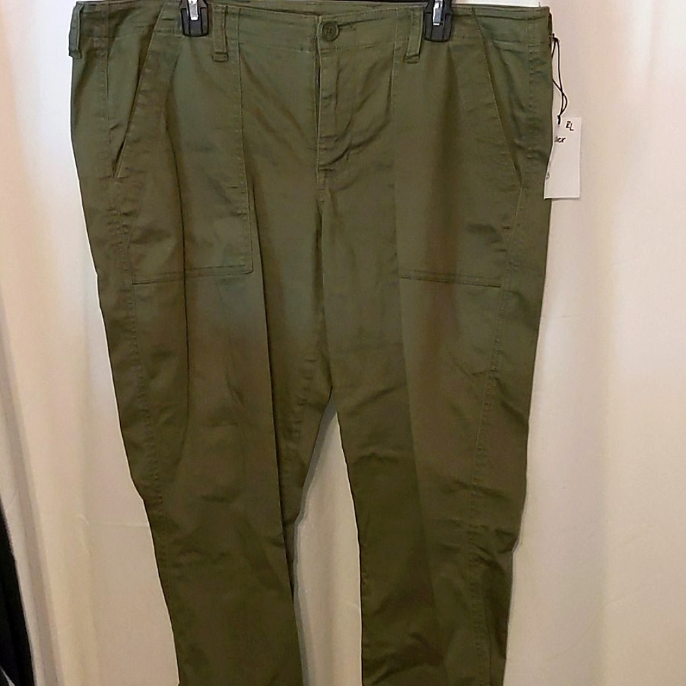 CAbi Traveler Pant